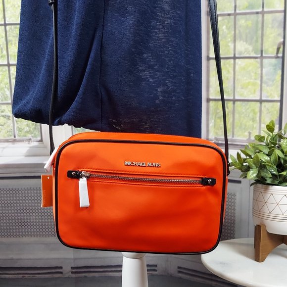 NWT MICHAEL KORS POLLY LARGE NYLON CROSSBODY BAG - Picture 5 of 11